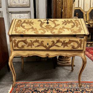 ARM285 - Lacquered and gilded secretaire, 18th century, dimensions W 108 x H 103 x D 57 cm