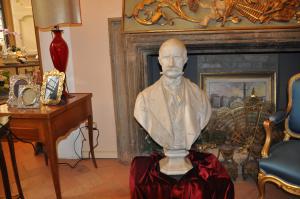 Scultura in marmo firmata BARCAGLIA DONATO 