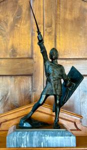 Enrico Butti 1847-1932 Grande Scultura originale in bronzo e marmo Guerriero di Legnano