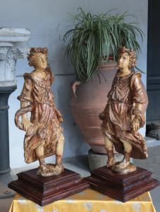 Par de anjos policromos, Toscana, séc. XVI