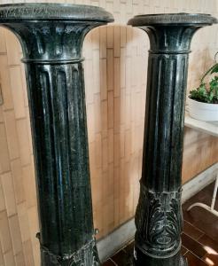pair of serpentine columns - Foto 5