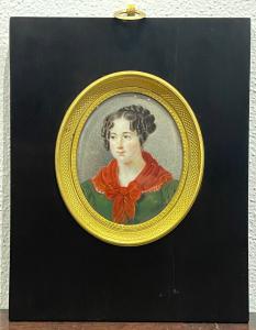 Miniatura a olio raffigurante volto femminile  con cornice lignea.