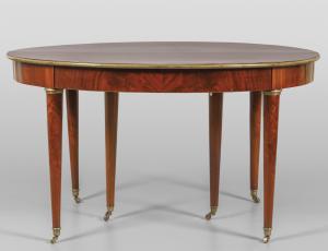 Oval extendable mahogany dining table, France early 19th century