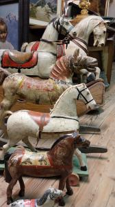 Scuderia di cavalli in legno