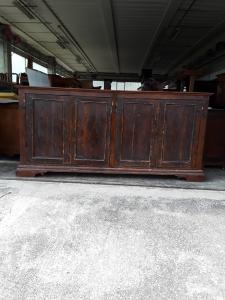 Credenza ecllesiastica lucchese in gattice 4 ante piede a ciabatta cerniere classicche a forma  ascia bell esempio di credenza lucchese  l275 h129xp63   granzia termini di legge 