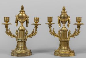 Coppia di candelabri Napoleone III in bronzo a tre luci, Francia secolo XIX