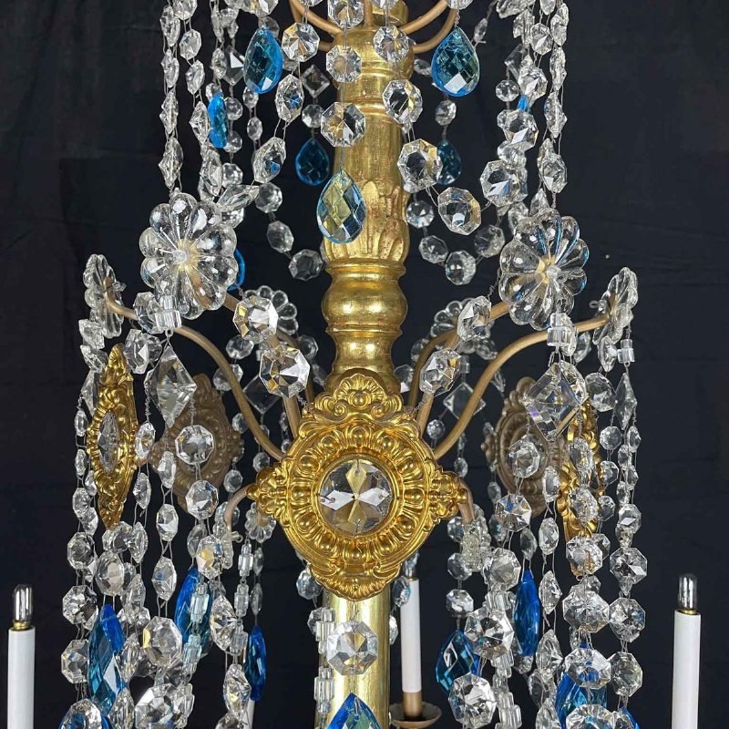 Empire Genoese Crystal and Gilt Wood Twelve-Light Chandelier - Foto 7
