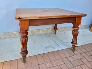 Extendable Mahogany English Table - Restored (work in progress)_car 3258
