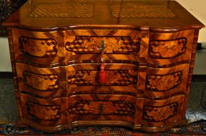 Vienna circa 1750, Rococo period. Wonderful double curved commode with rich and masterfully inlaid high cabinetmaking.