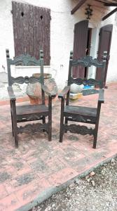 Due troni fiorentini in noce epoca 1800 da parata h160xp50xl63 certificato di garanzia 