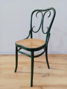 Thonet-Stuhl, Buche, grün lackiert, mit Wiener Geflecht Sitzfläche - 900er Jahre