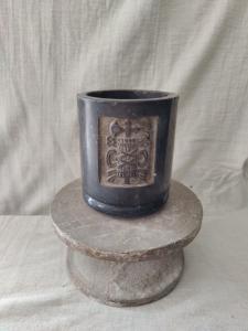 Particolare portapenne in marmo nero marquina - H 17 cm