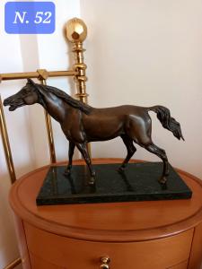 SCULTURA CAVALLO IN BRONZO 
