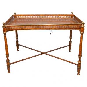 Mesa dobrável de metal com bandeja - O/3260.