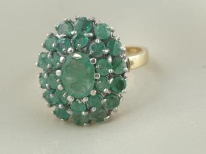 ANELLO SMERALDI SU ORO E ARGENTO