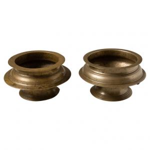 Pair of 19th-century bronze bowls - O/6882-6883.