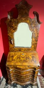 Elegant Trumoncino - Venice - second half of the 18th century