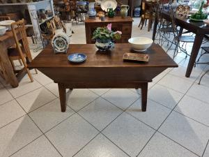 Walnut sideboard H 65 142.5 x 65