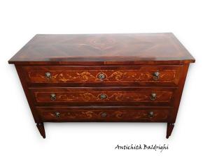 Inlaid Louis XVI Chest of Drawers