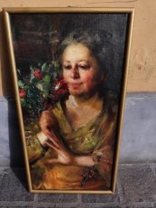 Signora con fiori