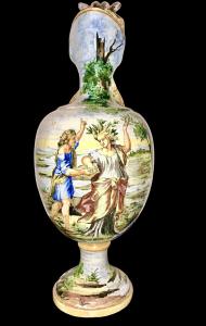 Majolica pouring vase with historical decoration. Minghetti, Bologna.