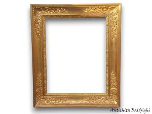 Goldener Rahmen