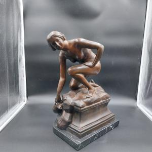 Venere  scultura in bronzo