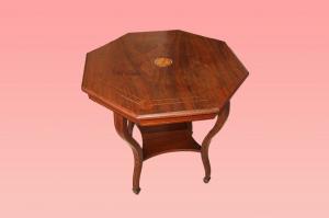 Victorian English octagonal coffee table from the 1800s in walnut wood with inlay