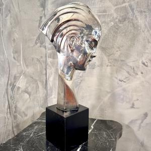 Perfil feminino – Cacciapuoti
