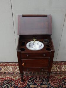 MÓVEL DE TOILETTE EM MOGNO, ÉPOCA 800, FRANÇA cm C60xA55xL97