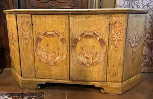 ARM248 - Credenza umbra dipinta, epoca '700, misure cm L 202 x H 103 x P 56
