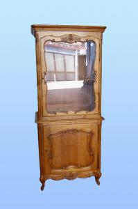 Französische Vitrine im provenzalischen Stil aus Kirschbaumholz vom Anfang des 20. Jahrhunderts, zweiteilig