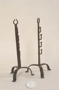 ALARI PORTA ASTA IN FERRO