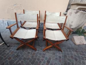 Set di 4 sedie da regista con design iconico