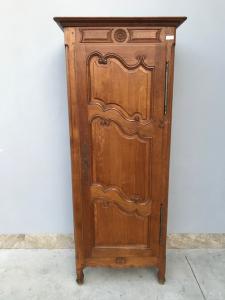 Provenzalischer Kleiderschrank aus hellem Eichenholz - Restauriert (in Arbeit)_car 2593