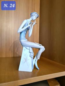 SCULTURA LIADRO' IN PORCELLANA