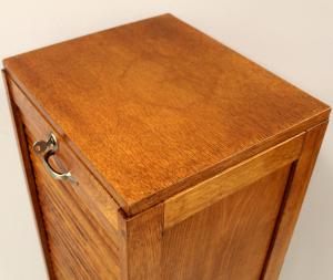 Antiker Eichenholz-Aktenschrank mit Rollladen - Foto 8