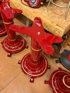 Piedistallo restaurato rosso per Affettatrice Berkel modello 115 