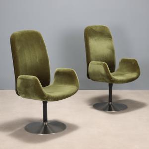 Duas Poltronas Anos 70