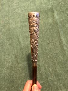 Stock mit silbernem Knauf mit floralen und Rokoko-Art-Nouveau-Dekorationen.
