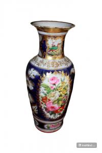 Vaso Francese in Porcellana del 1800 Decorato a motivo Floreale
