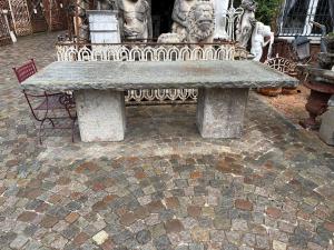 Steintisch