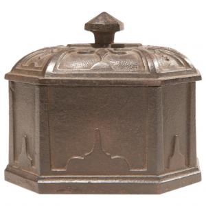 Antique cast iron tobacco box. - O/1988