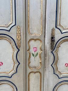 Antique Lacquered Provençal Wardrobe - Restoration in Progress - Foto 6