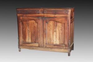 Credenza provenzale in noce