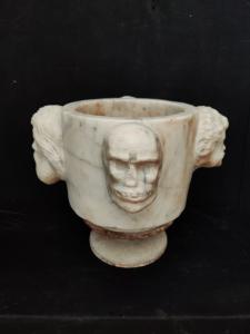 Grande Mortaio Esoterico in marmo di Carrara - Il ciclo della vita - H 25 cm