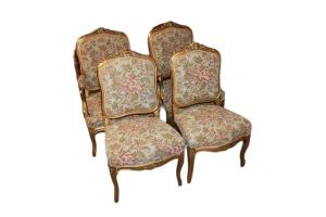 Conjunto de sala de estar com 2 poltronas e 2 cadeiras estilo Luís XV em madeira dourada com folha de ouro