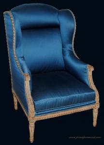 Rara bergère em madeira magistralmente esculpida e lacada do classicismo francês (cerca de 1770). Talvez Michael Audran (1701-1771).