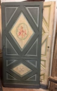 PTS808 - N. 2 porte in legno laccato, epoca '700, provenienza Genova, misure cm L 106 x H 228