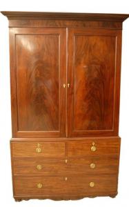 English Regency style mahogany dresser from the 1800s